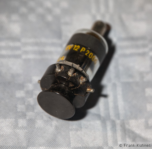 RV12P2000